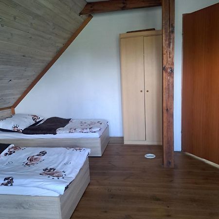 Bizon Guest House Sadowne Bagian luar foto
